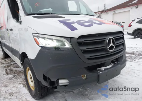 2019 Mercedes-Benz Sprinter 2500 High Roof V6 from USA, damaged, VIN WD3PF1CD3KP052616